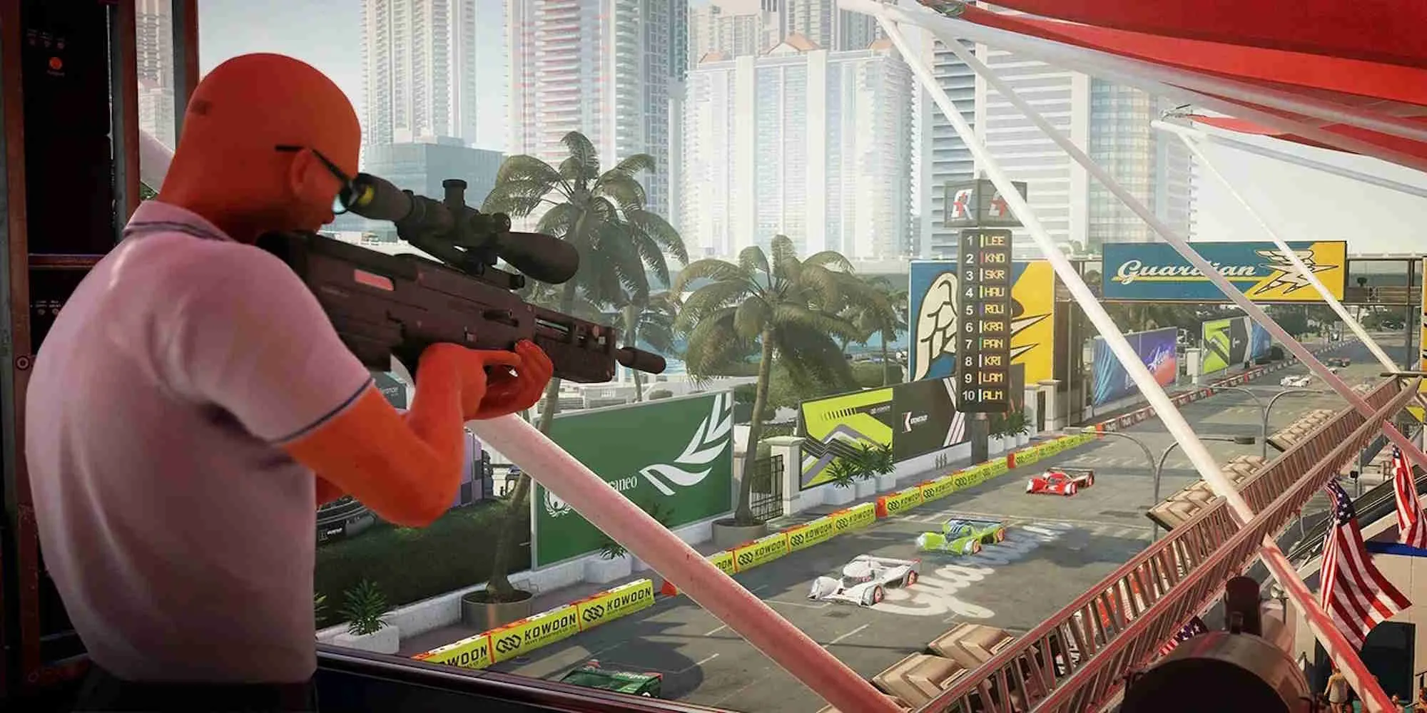 Đặc vụ 47 đang ngắm bắn mục tiêu bằng súng tỉa trong game Hitman World of Assassination