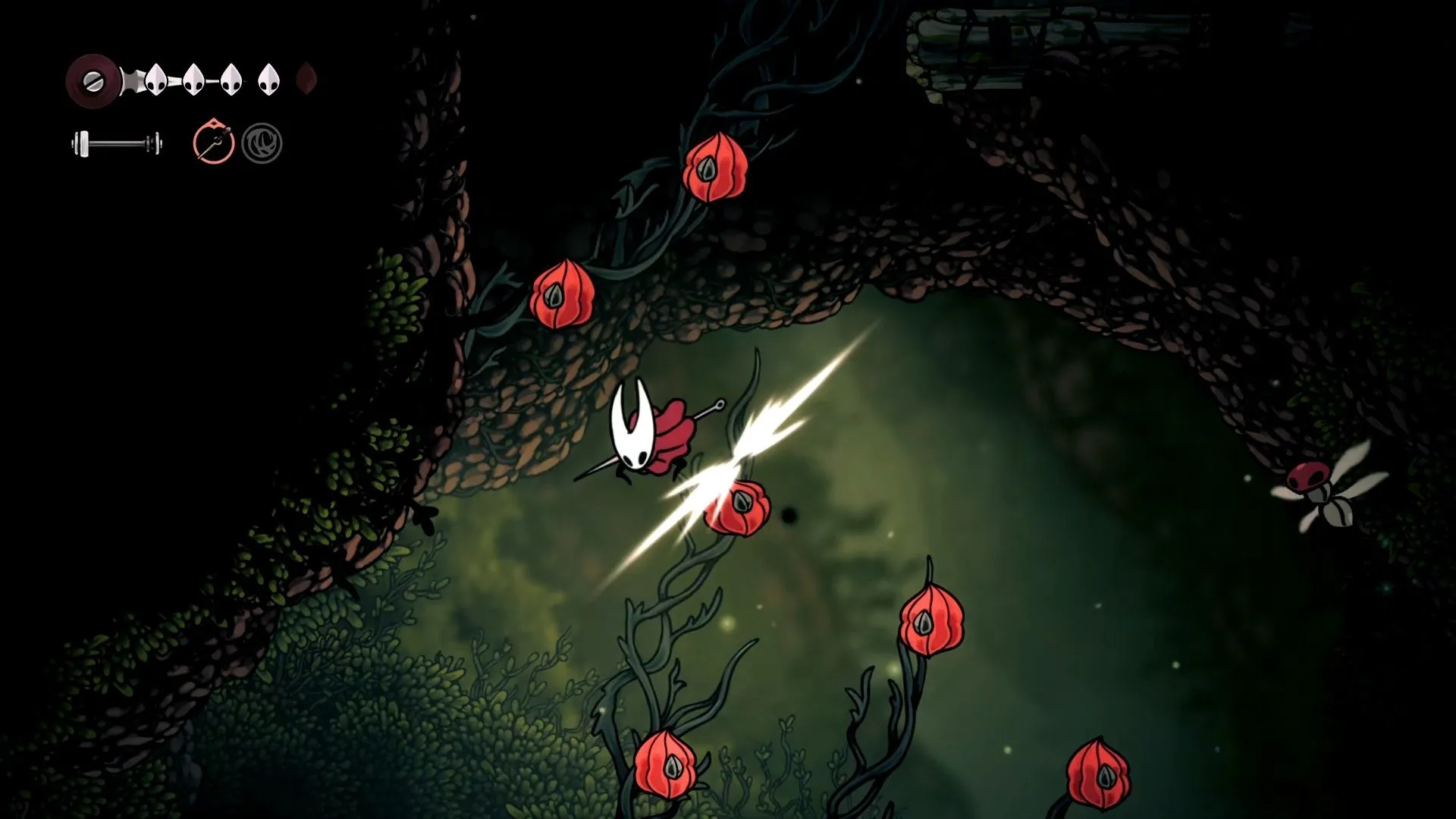 Hornet nhún nhảy trên một nụ hoa phát sáng trong Hollow Knight Silksong