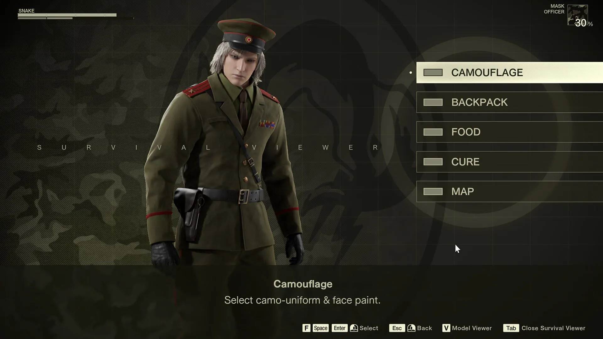 Naked Snake trong bộ đồng phục nhà khoa học đang theo dõi Major Raikov tại Groznyj Grad Weapons Lab trong MGS Delta